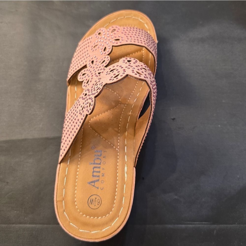 BRAND NEW AMBU FLORAL DESING WOMEN'S MULE SANDAL